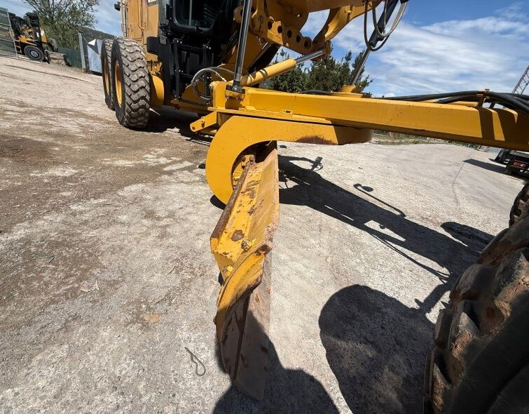CATERPILLAR 12M3 AWD **MATRICULADA**